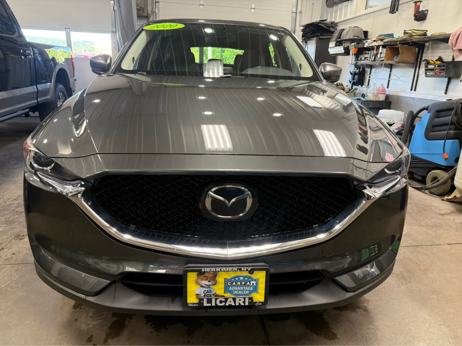 Used 2020 MAZDA CX-5 Touring AWD/4WD image 2
