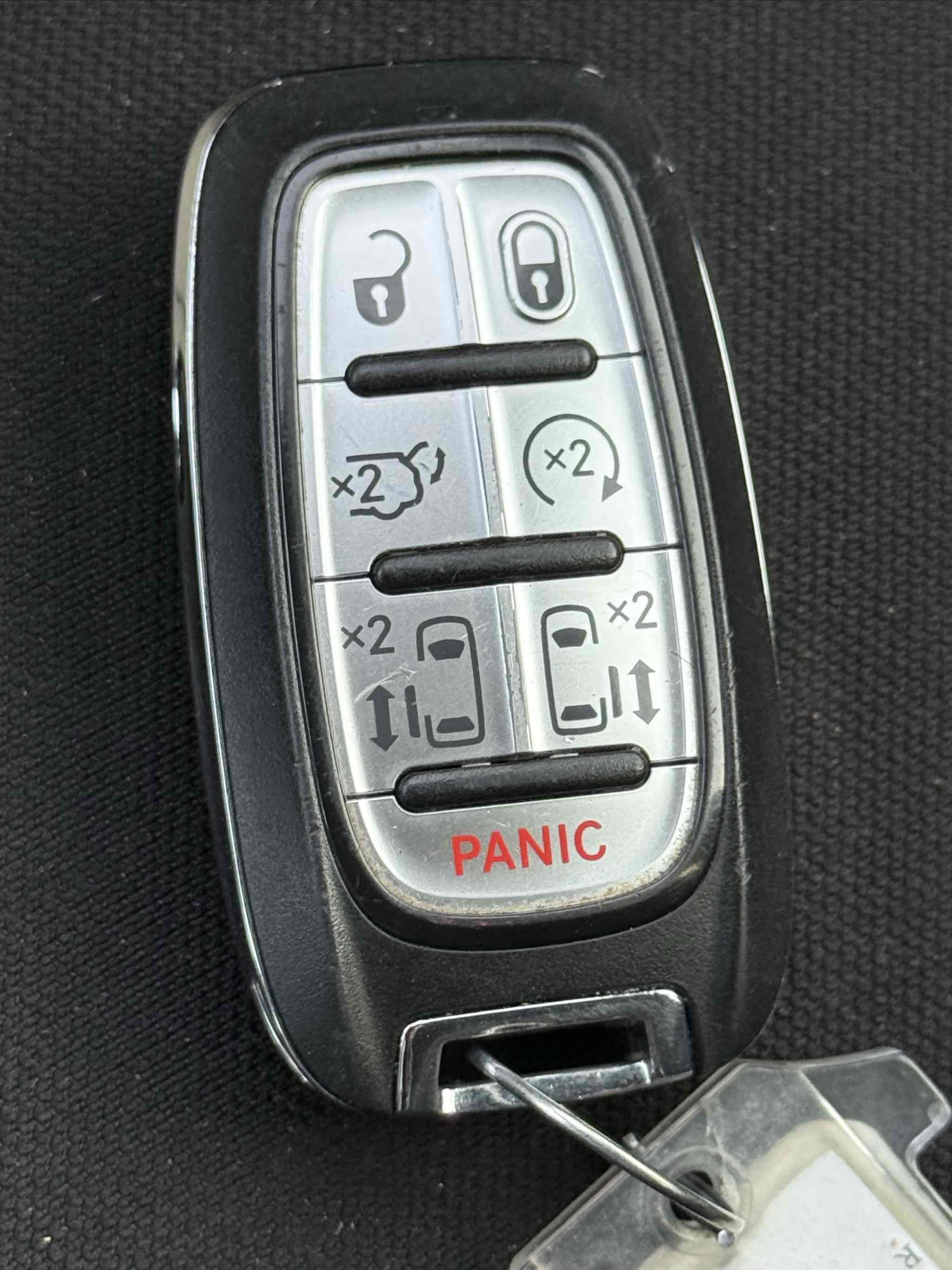 Used 2023 Chrysler Voyager LX image 81