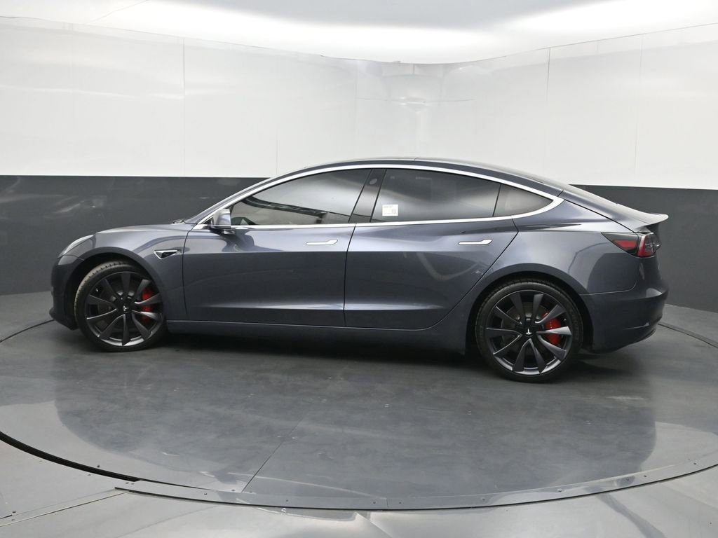 Used 2020 Tesla Model 3 Performance image 39