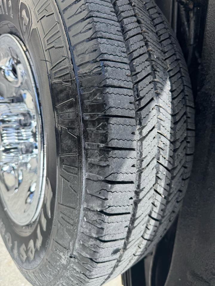 Used 2017 Chevrolet Express 3500 LT w/ LT Preferred Equipment Group RWD image 10