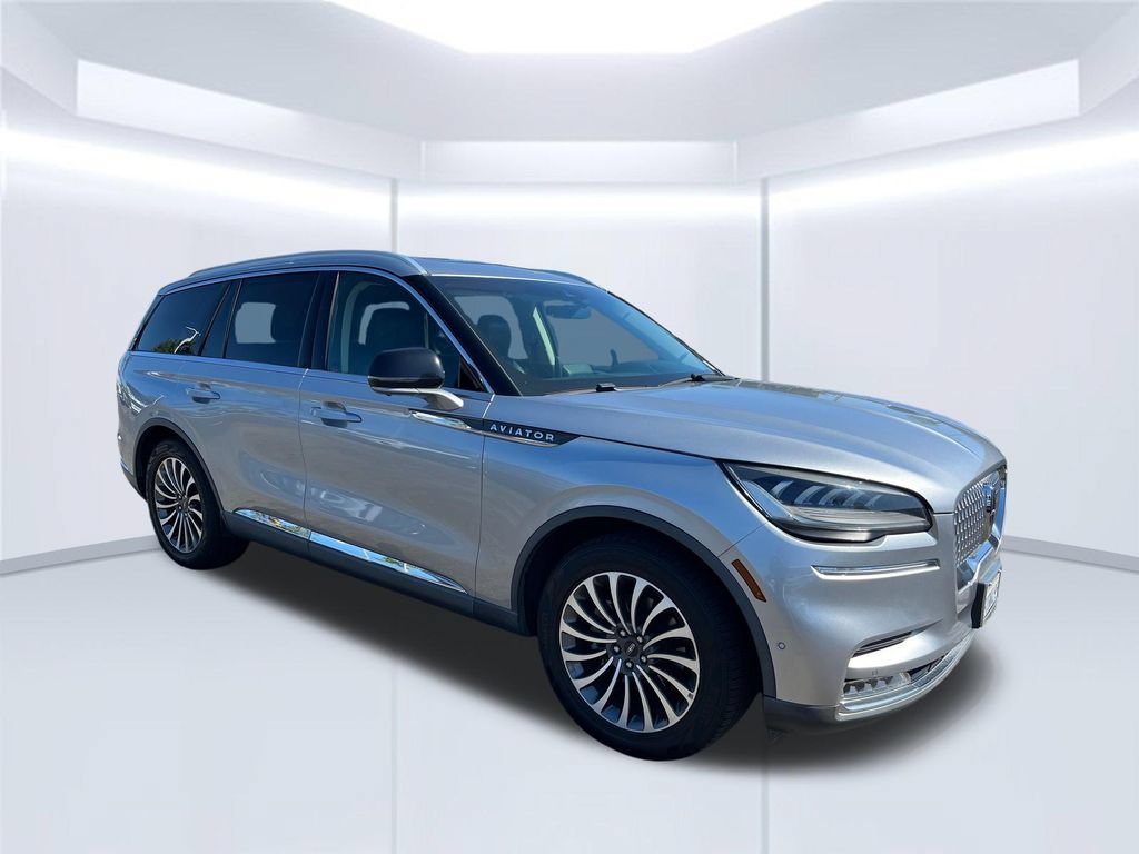 Used 2020 Lincoln Aviator Reserve w/ Equipment Group 201A RWD image 7