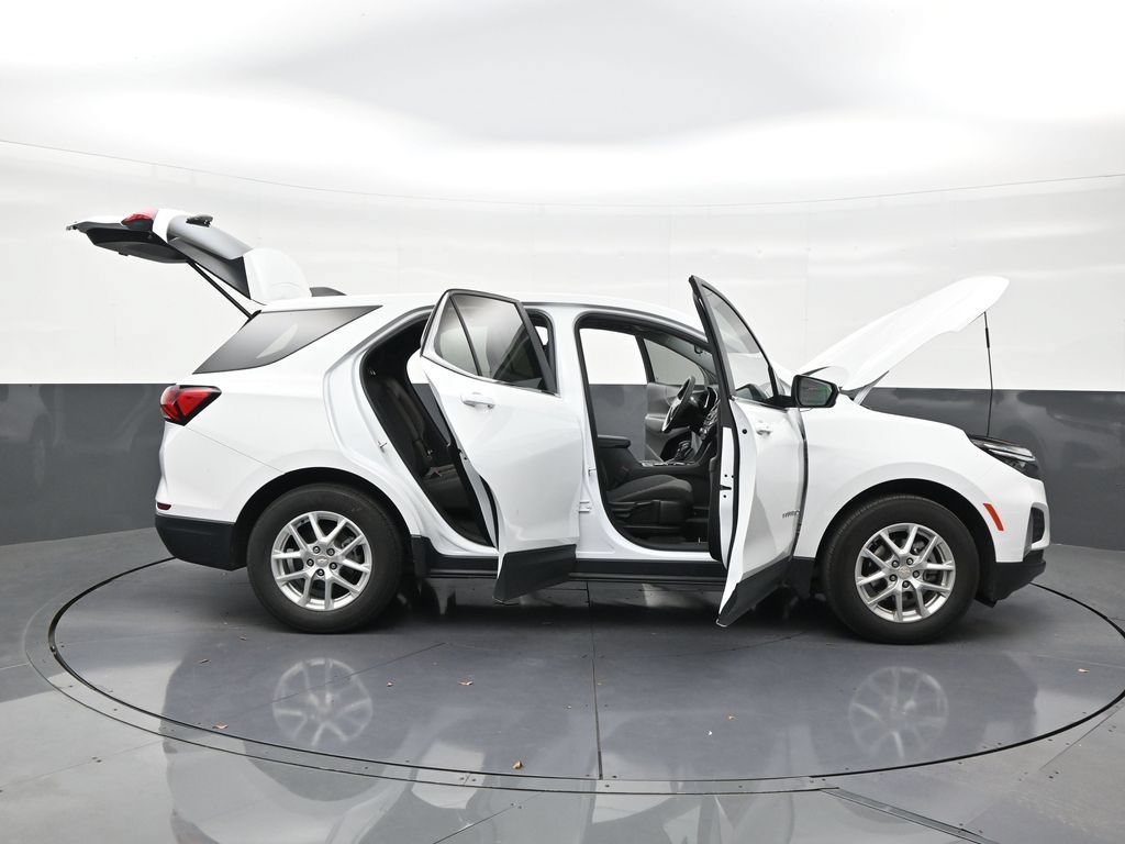 Used 2023 Chevrolet Equinox LT FWD image 29