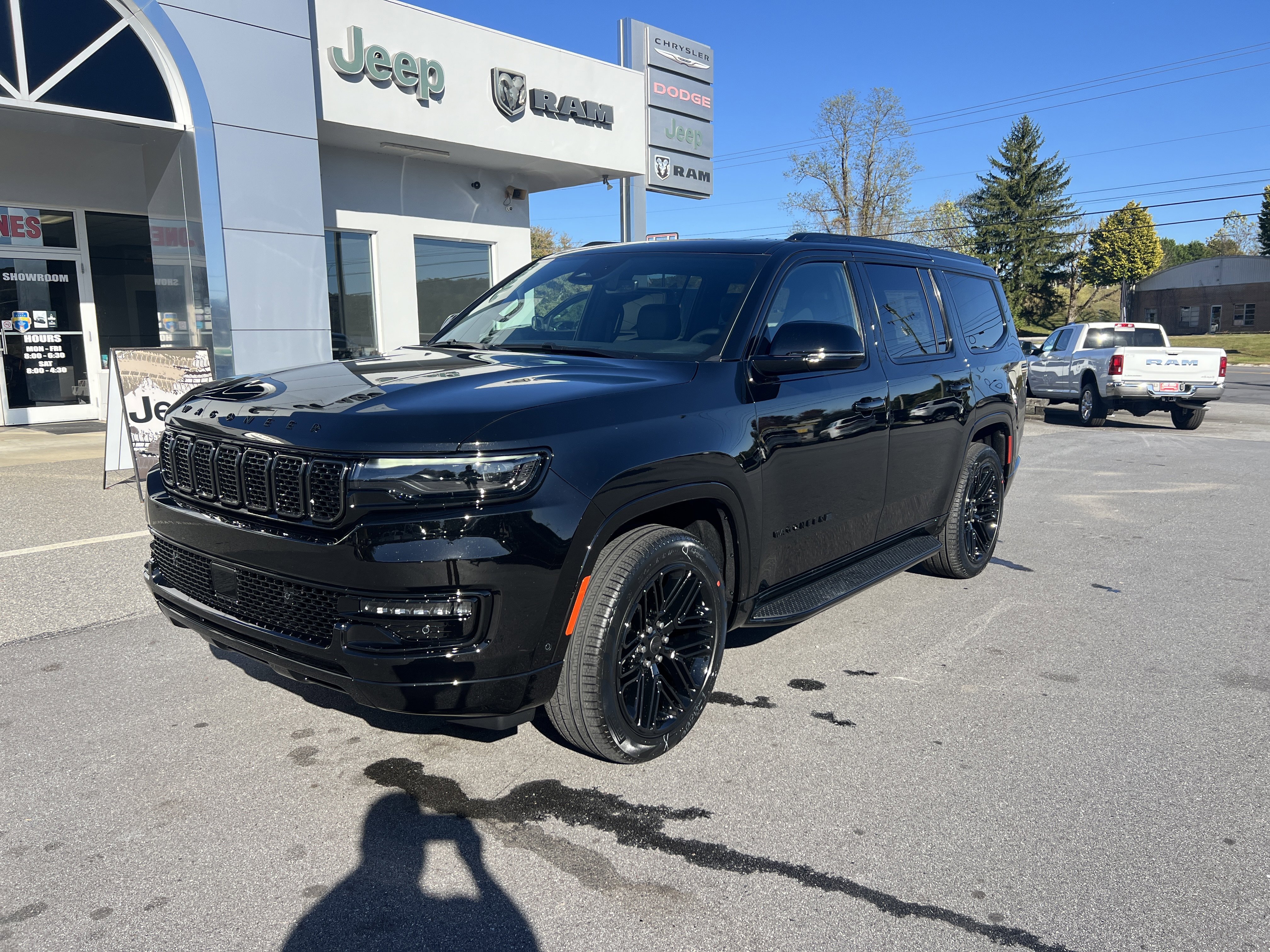 New 2025 Jeep Wagoneer Series II image 6