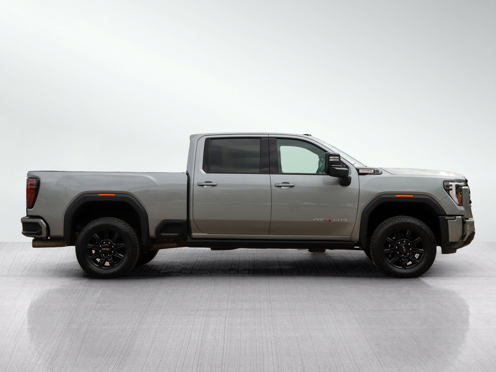 Used 2025 GMC Sierra 3500 AT4 w/ AT4 Premium Plus Package AWD/4WD image 6