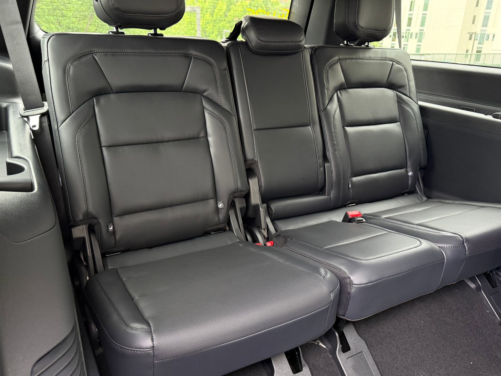 New 2026 Lincoln Navigator L Reserve AWD/4WD image 15