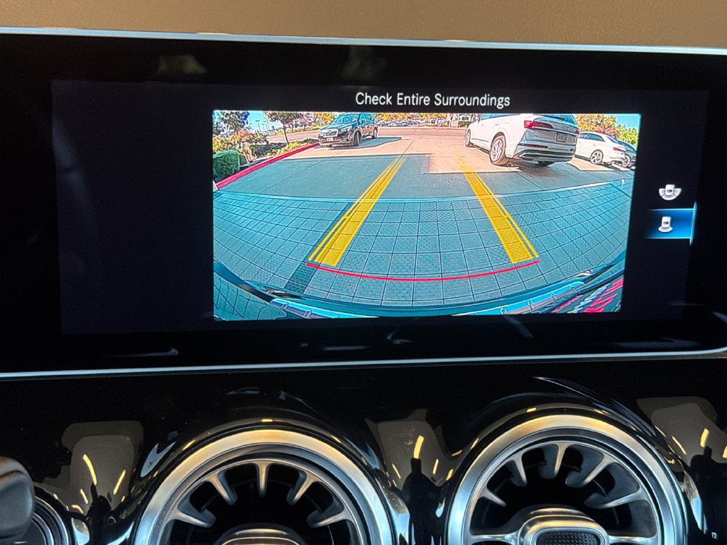 Used 2021 Mercedes-Benz GLA 250 4MATIC image 24