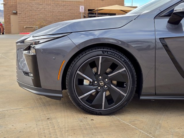 New 2026 Lexus ES 500e w/ Cold Area Package AWD/4WD image 5