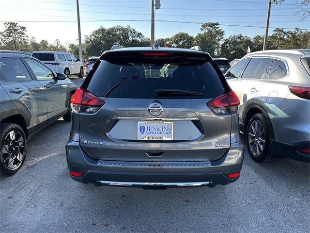 Used 2017 Nissan Rogue SL w/ SL Premium Package image 5