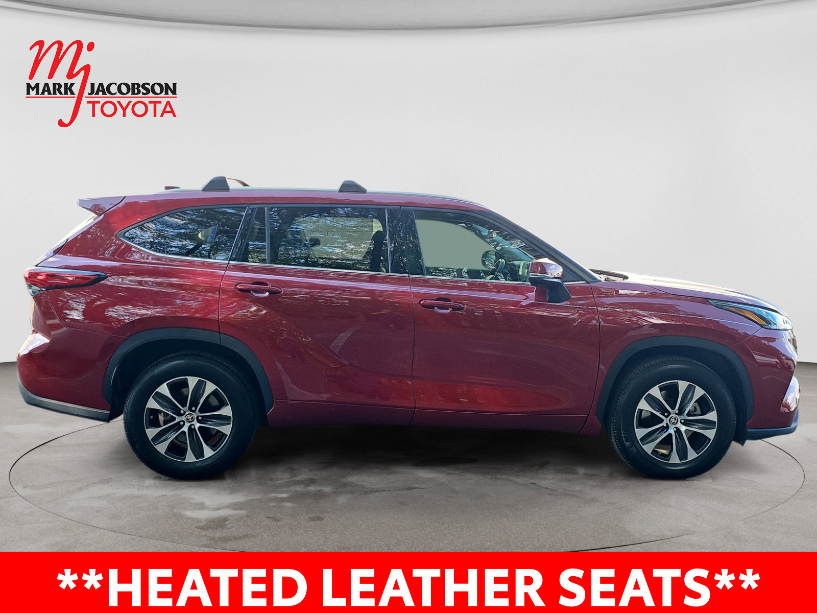 Used 2022 Toyota Highlander XLE FWD image 7