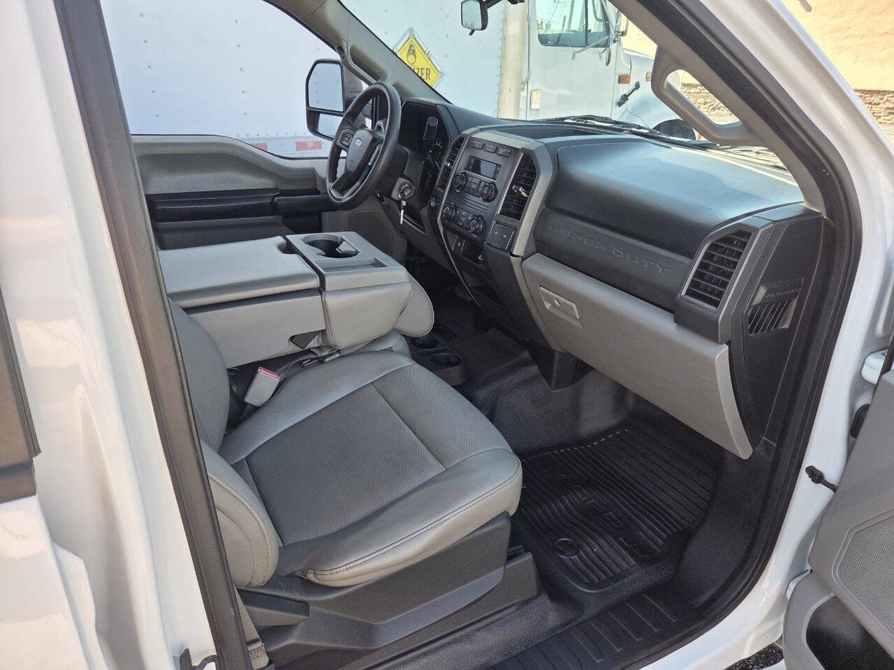 Used 2017 Ford F250 XL RWD image 11