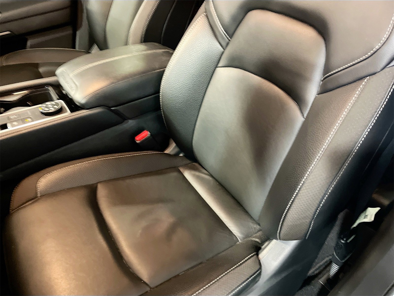 Used 2023 Nissan Pathfinder SL image 20