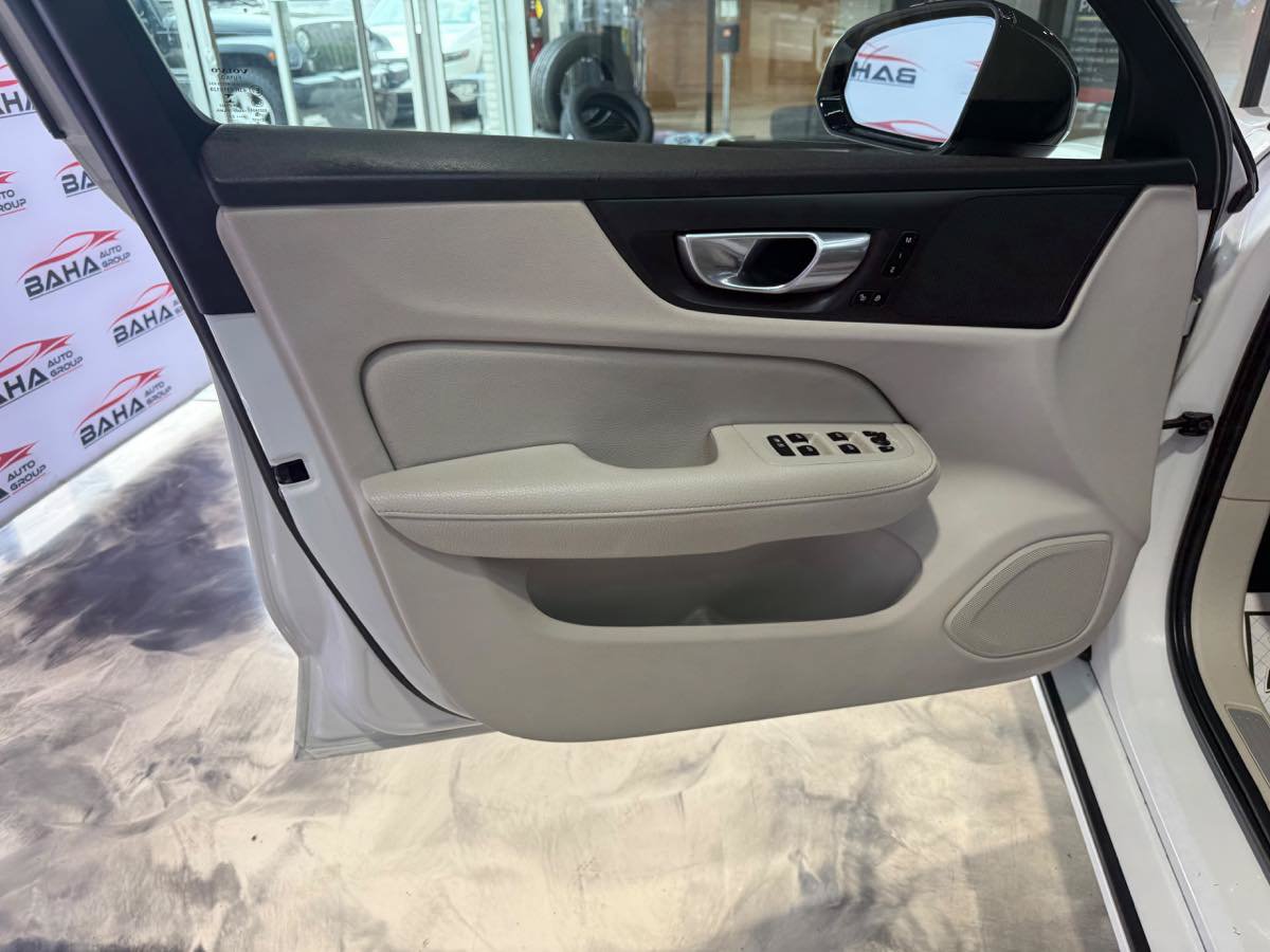 Used 2022 Volvo S60 B5 Inscription FWD image 38