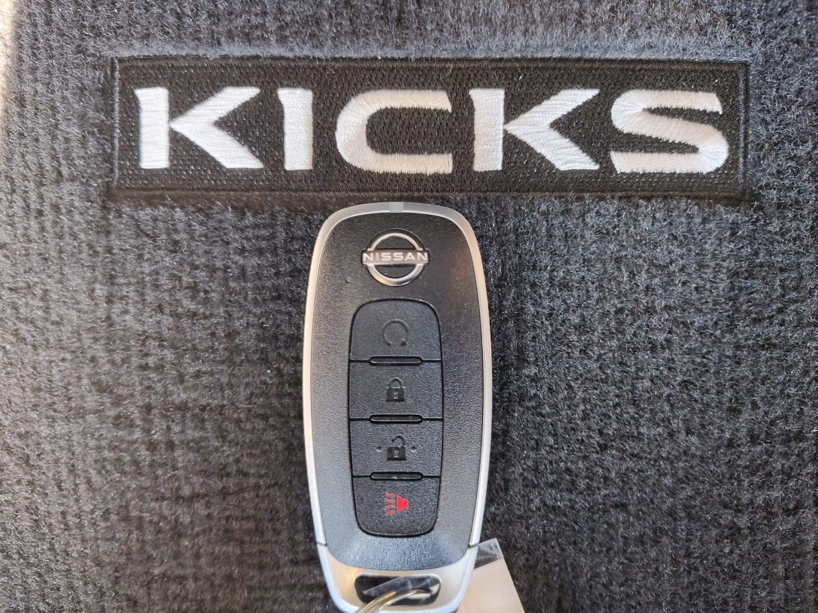 Certified 2024 Nissan Kicks SV w/ Interior Electronics Package FWD image 29