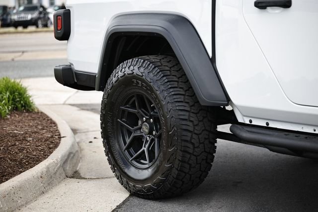 Used 2020 Jeep Gladiator Sport w/ Quick Order Package 24S AWD/4WD image 16