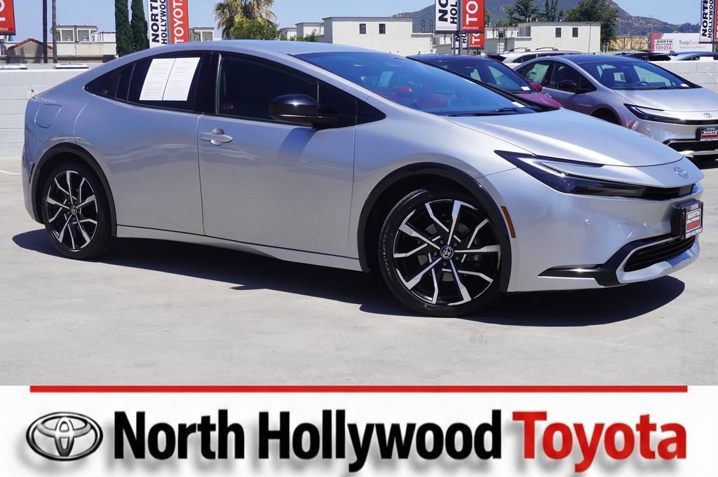 Used 2023 Toyota Prius Prime FWD image 1