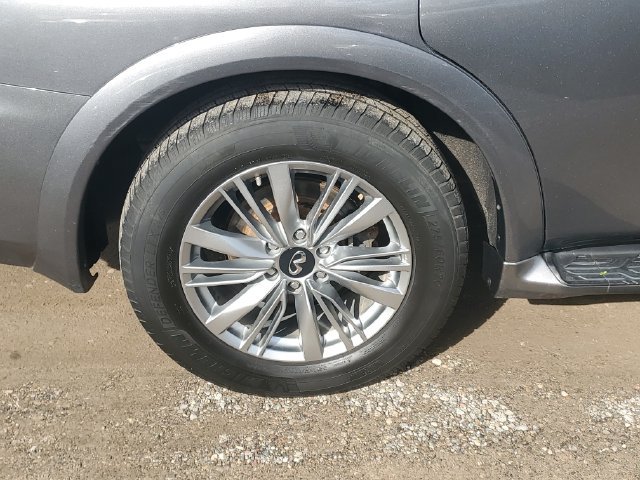 Used 2018 INFINITI QX80 4WD image 5