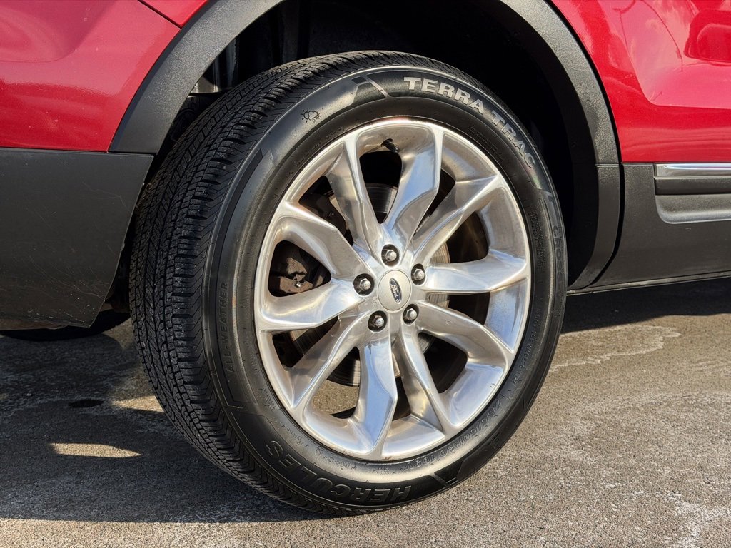 Used 2015 Ford Explorer Limited w/ Equipment Group 302A image 28