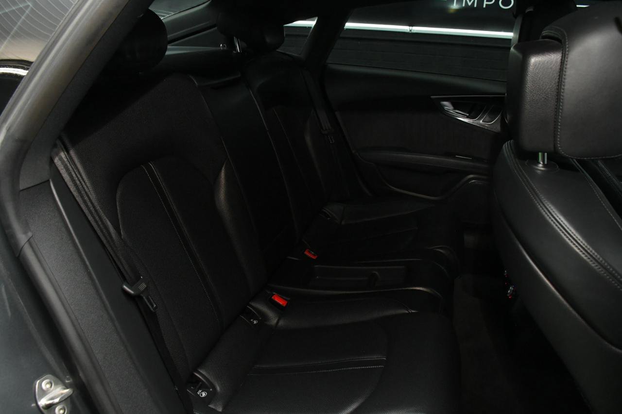 Used 2017 Audi RS 7 Performance w/ Driver Assistance Package image 40