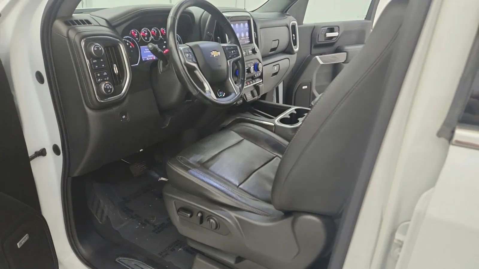 Used 2019 Chevrolet Silverado 1500 LTZ w/ LTZ Premium Package image 22