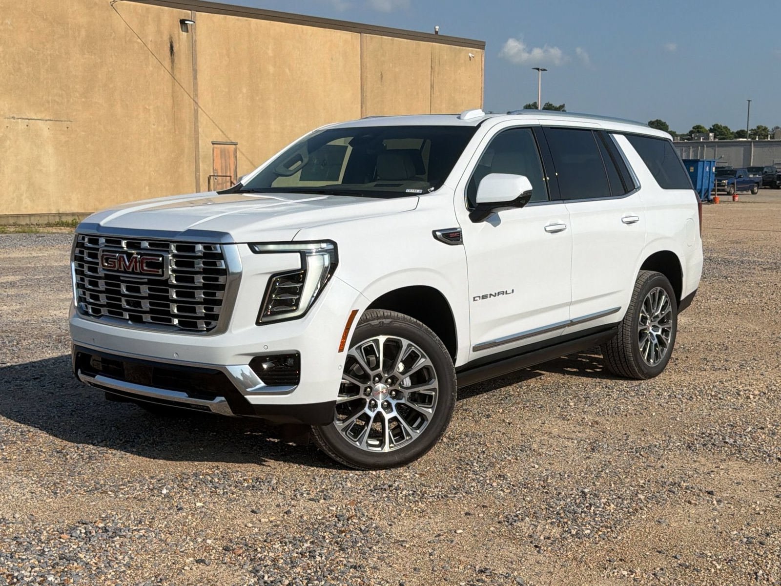 New 2026 GMC Yukon Denali w/ Denali Reserve Package