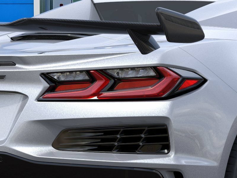 New 2027 Chevrolet Corvette Grand Sport w/ Z52 Sport Performance Package RWD image 11