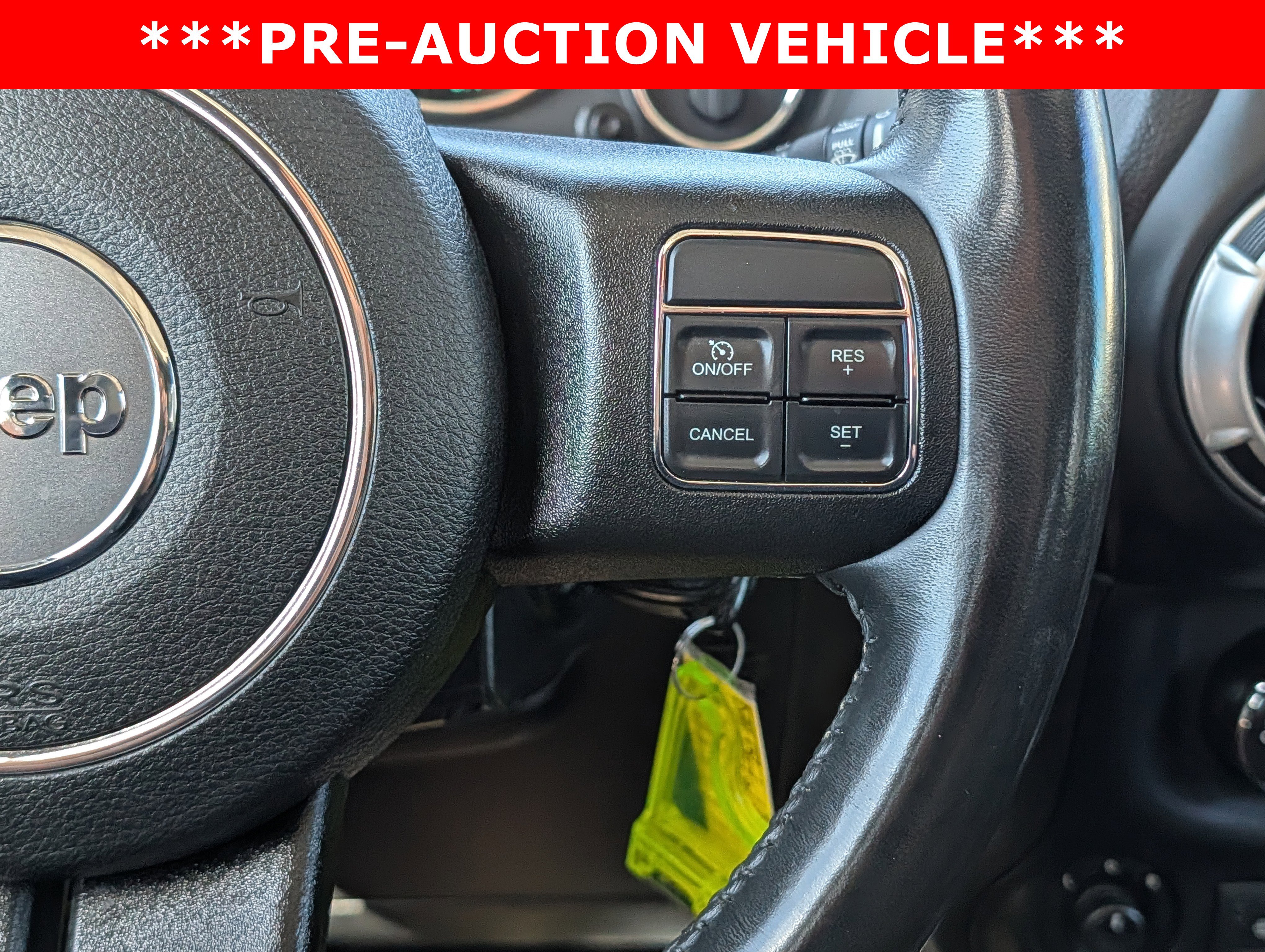 Used 2017 Jeep Wrangler Unlimited Rubicon w/ Connectivity Group image 25