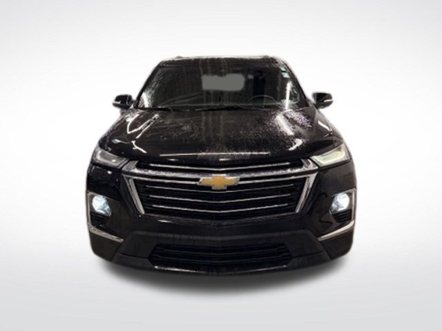 Used 2023 Chevrolet Traverse LT w/ LPO, Floor Liner Package FWD image 3