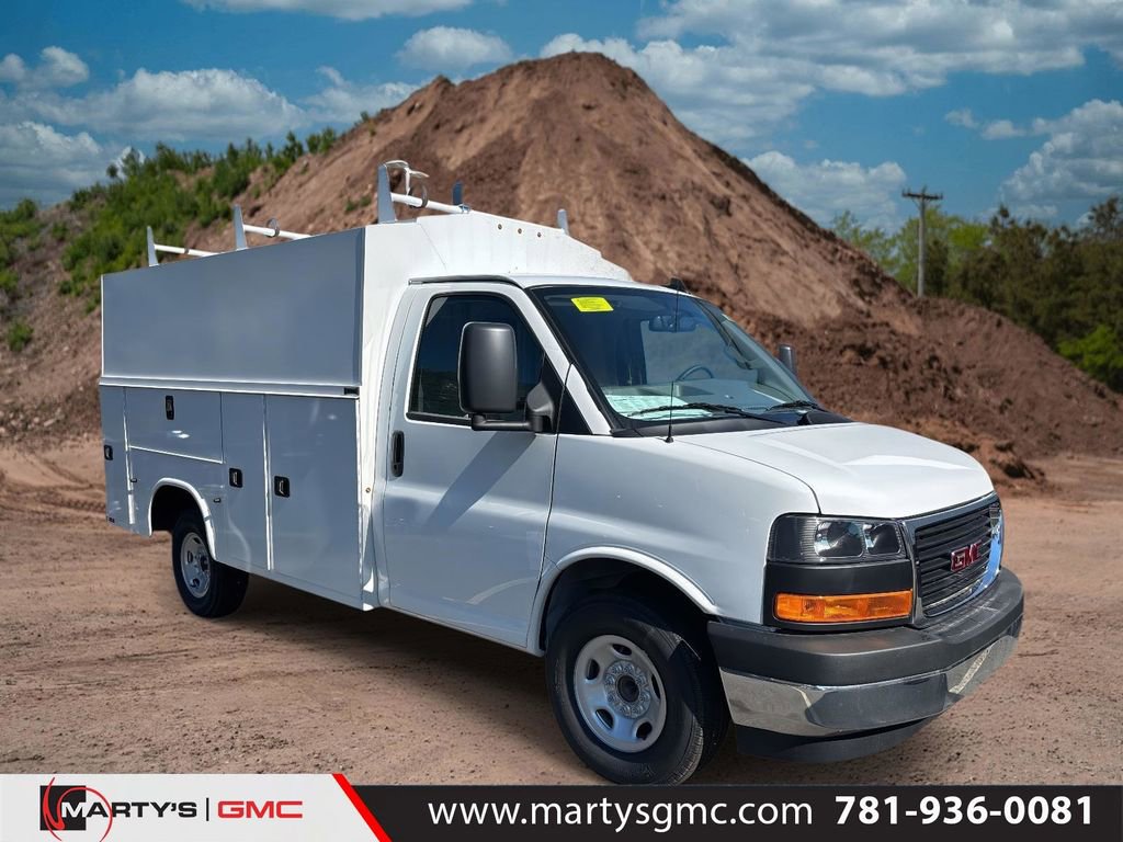 New 2025 GMC Savana 3500 w/ Power Convenience Package image 1