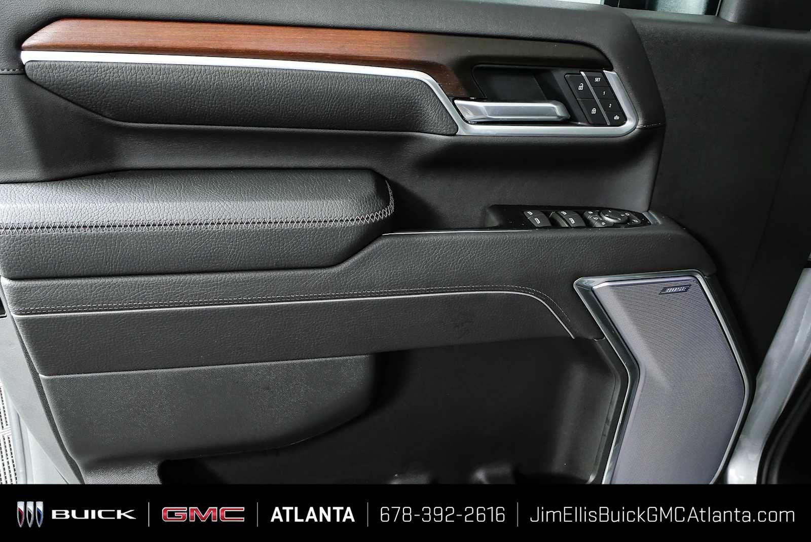 New 2026 GMC Sierra 2500 Denali w/ Denali Reserve Package AWD/4WD image 7