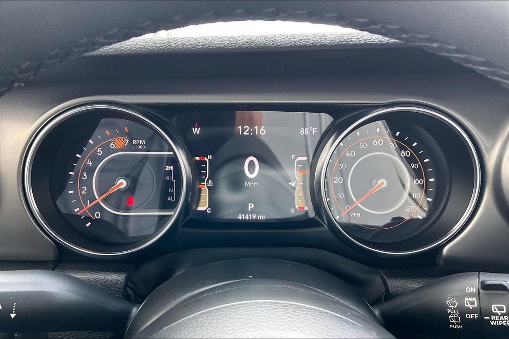 Certified 2023 Jeep Wrangler Sport AWD/4WD image 10