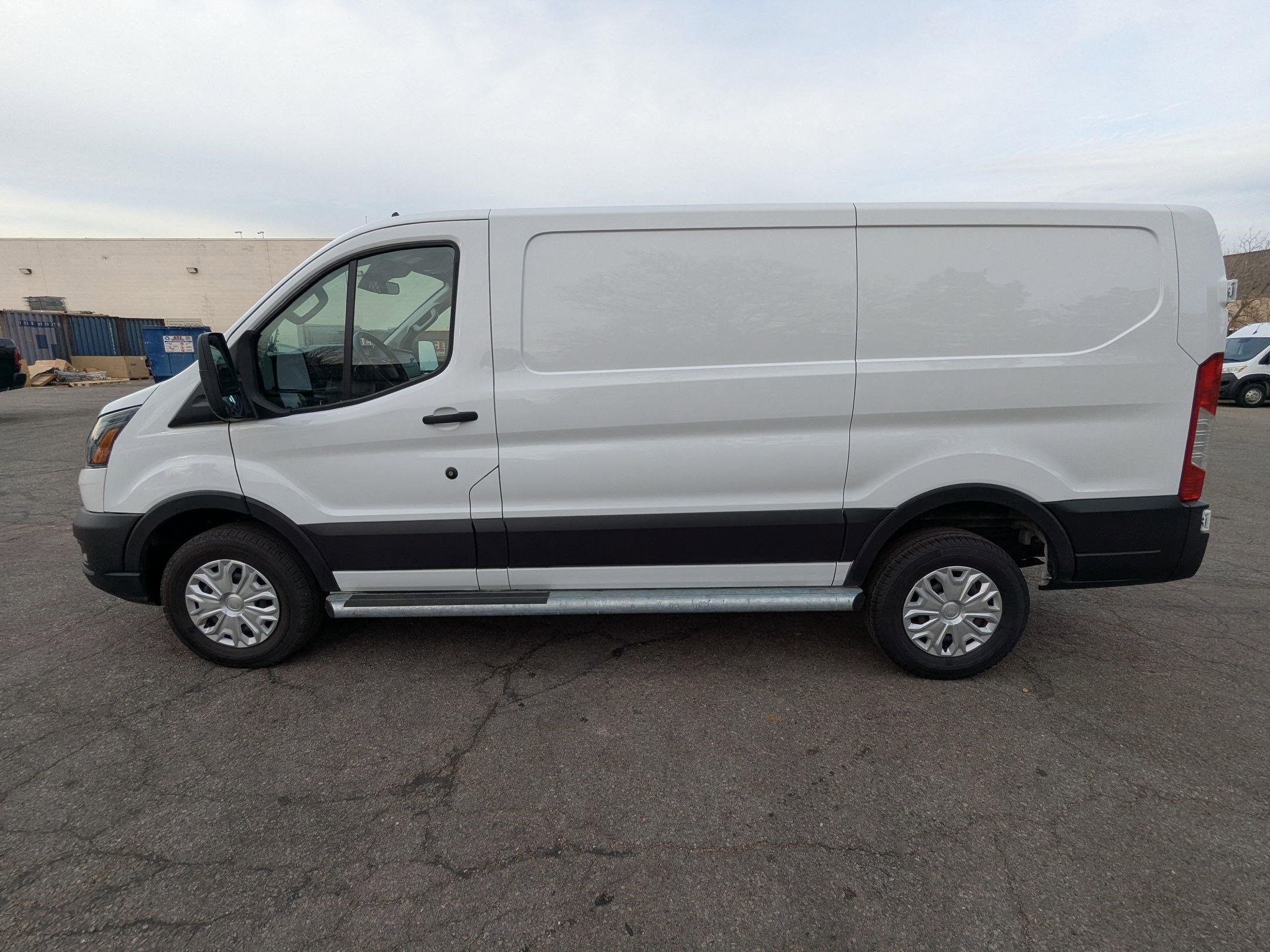 Used 2024 Ford Transit 250 Low Roof w/ Exterior Upgrade Package image 9