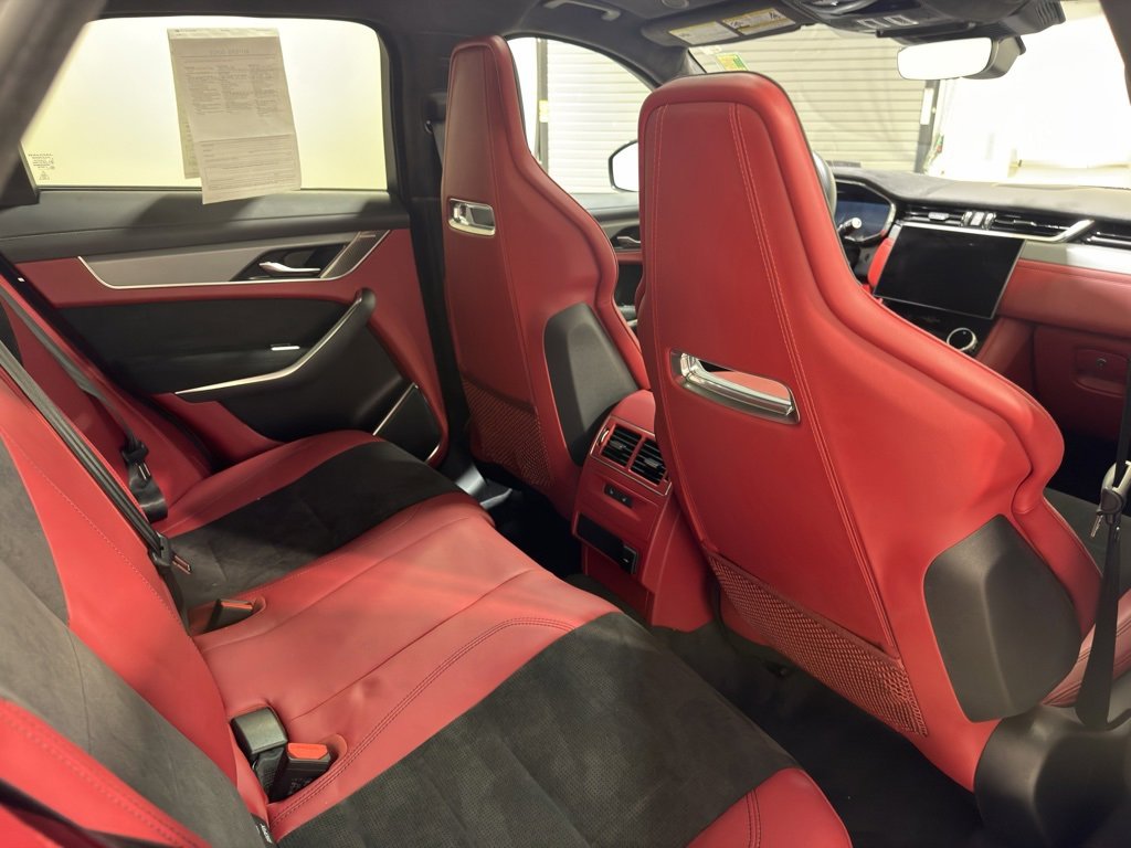 Used 2023 Jaguar F-PACE SVR image 27