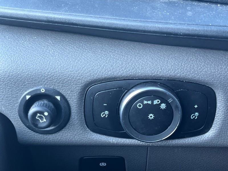 Used 2022 Ford Transit 250 148 High Roof Extended AWD image 18