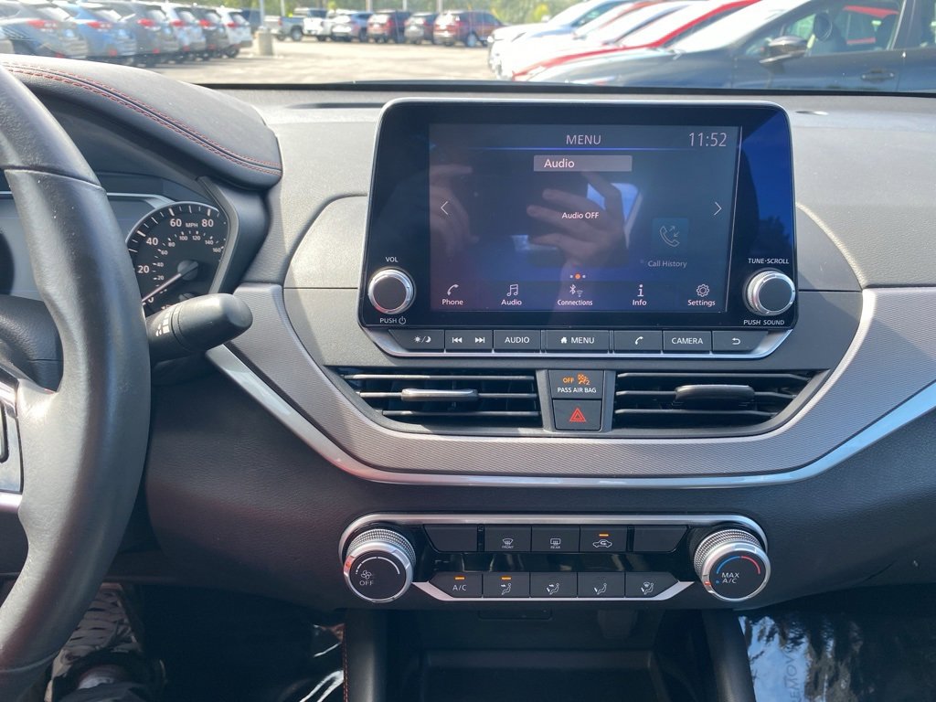 Used 2024 Nissan Altima 2.5 SR image 15