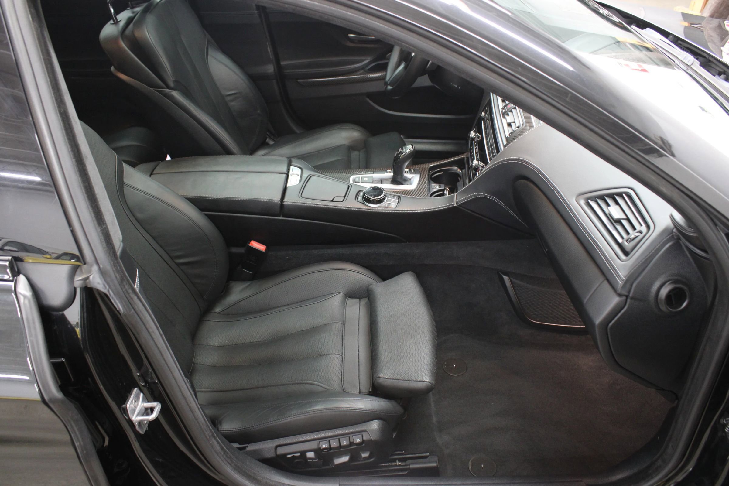 Used 2018 BMW 650i Gran Coupe image 15