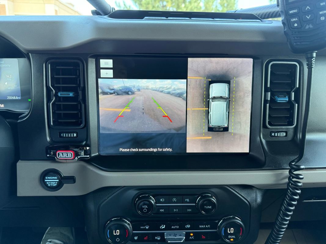 Used 2023 Ford Bronco Wildtrak image 42