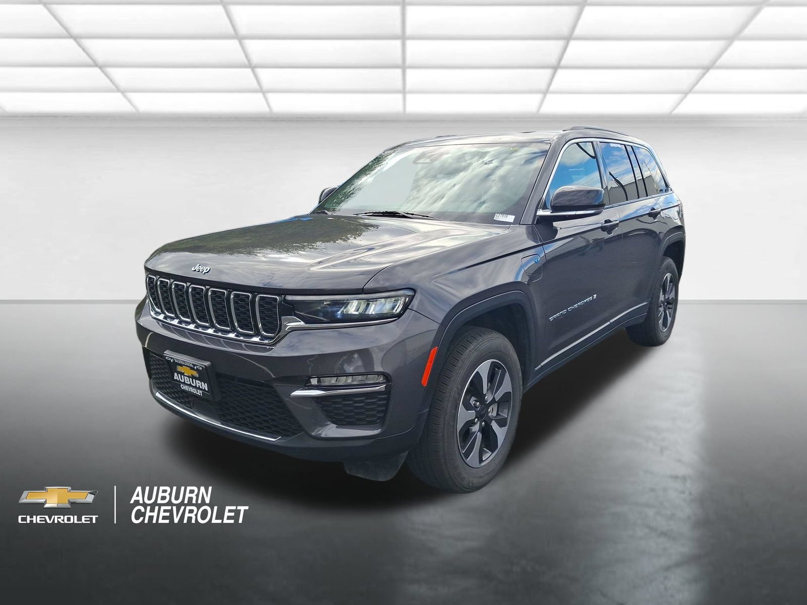 Used 2024 Jeep Grand Cherokee Limited 4xe AWD/4WD image 7