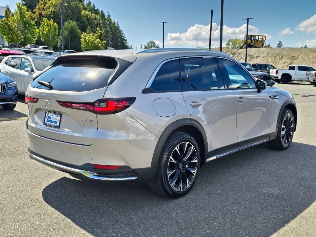 Certified 2025 MAZDA CX-90 Plug-In Hybrid w/ Premium Plus AWD/4WD image 5