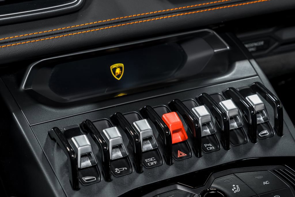 Used 2015 Lamborghini Huracan LP 610-4 image 20