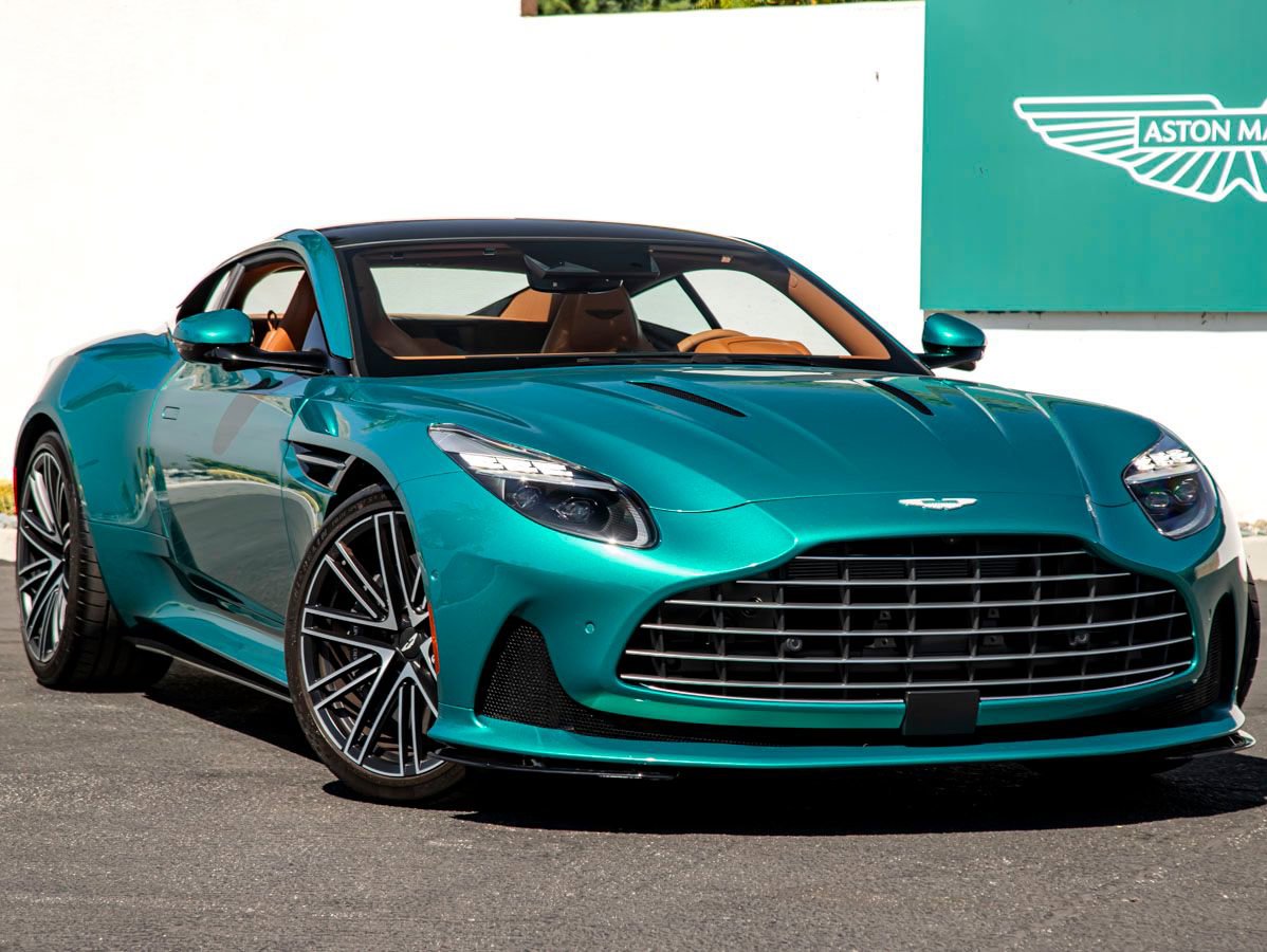 Used 2026 Aston Martin DB12 Coupe RWD image 1