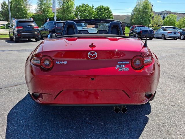 Used 2025 MAZDA MX-5 Miata Grand Touring RWD image 7
