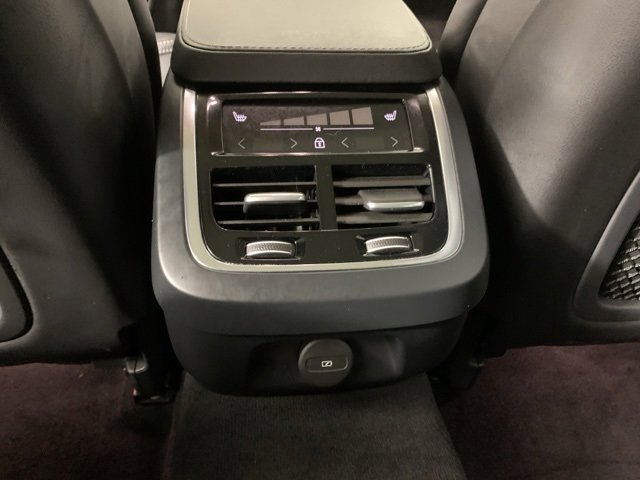 Used 2024 Volvo V90 B6 Cross Country Ultimate w/ Protection Package Premier image 24