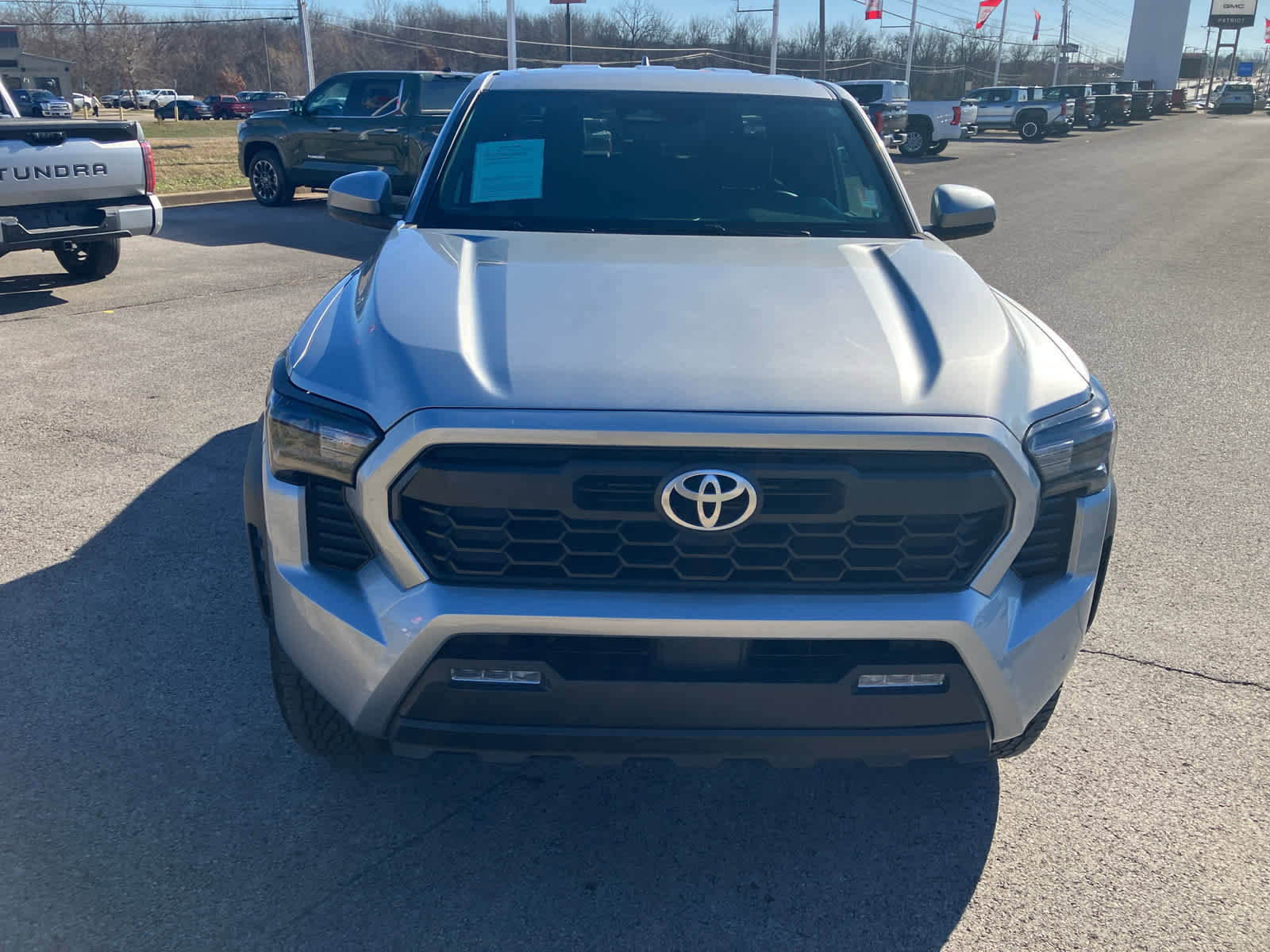 Used 2024 Toyota Tacoma TRD Off-Road image 2