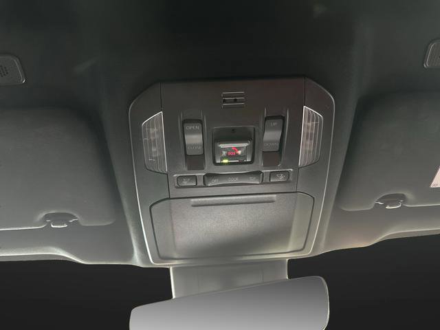 Used 2023 Toyota Highlander XSE image 26