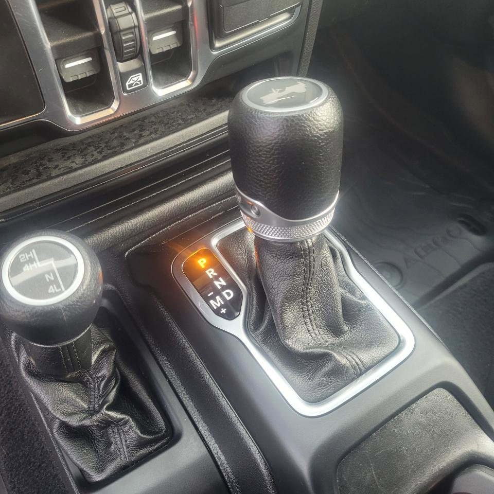 Used 2020 Jeep Wrangler Unlimited Sport AWD/4WD image 25