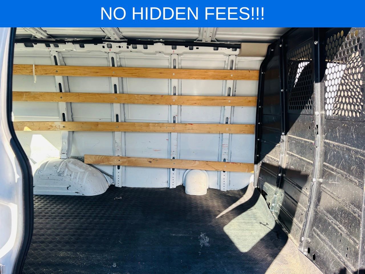 Used 2020 Chevrolet Express 2500 w/ Driver Convenience Package image 20