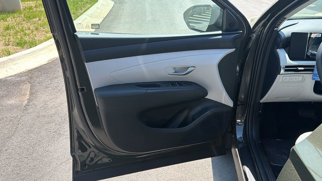 New 2026 Hyundai Tucson SEL FWD image 12