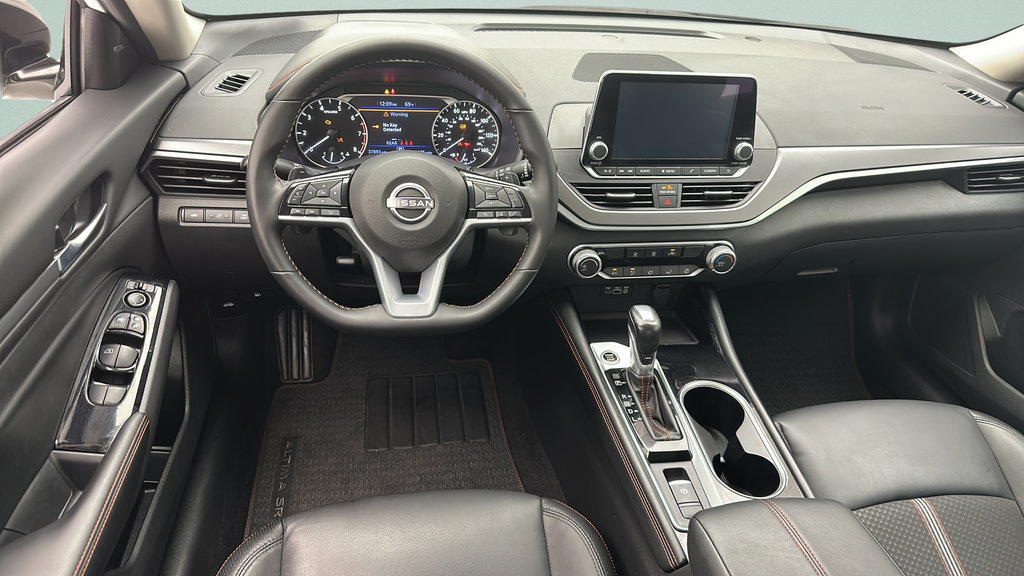 Used 2025 Nissan Altima 2.5 SR AWD/4WD image 10
