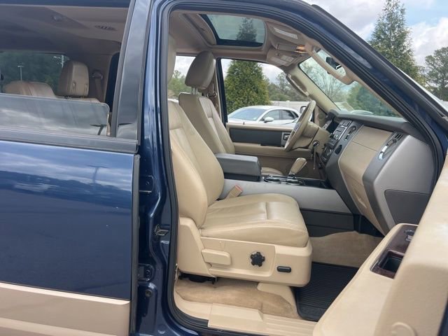 Used 2013 Ford Expedition XLT image 37