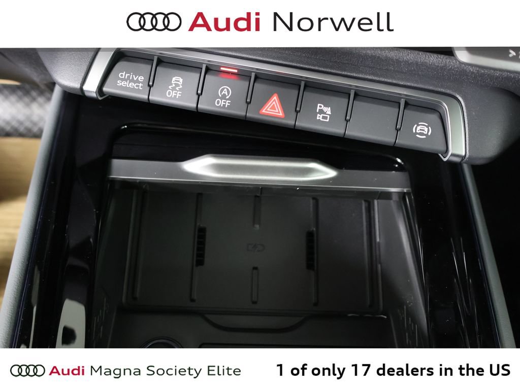 New 2026 Audi Q3 quattro 2.0T AWD/4WD image 3
